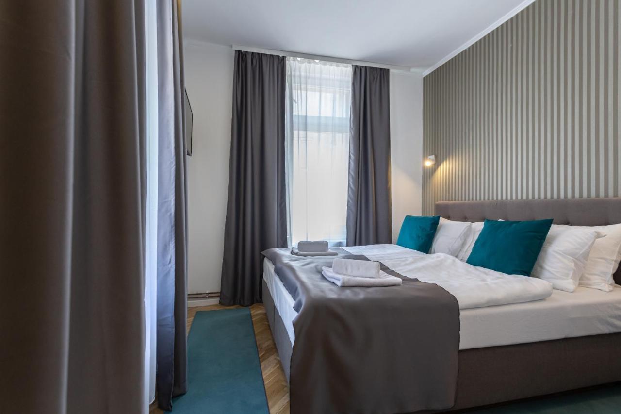 Heritage Hotel Petrakija SJJ Esterno foto