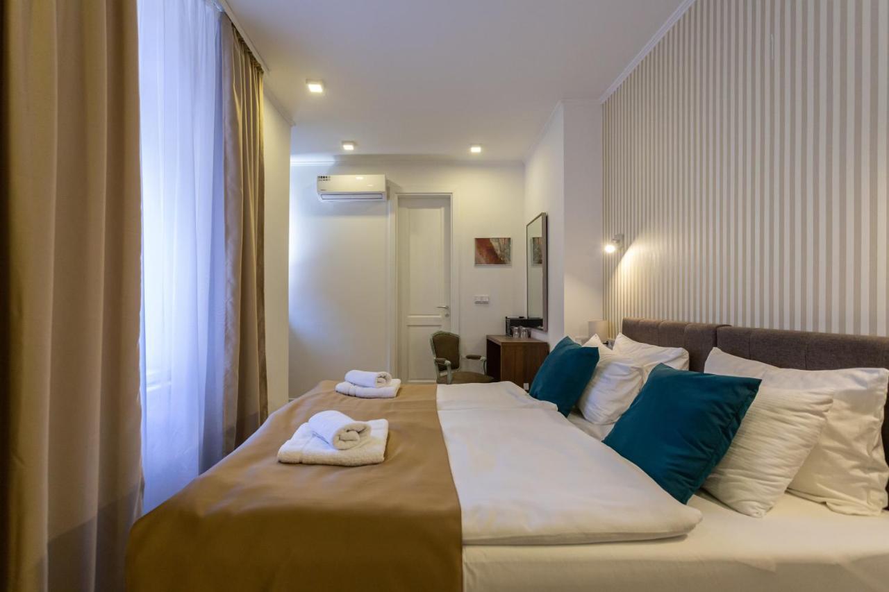 Heritage Hotel Petrakija SJJ Esterno foto