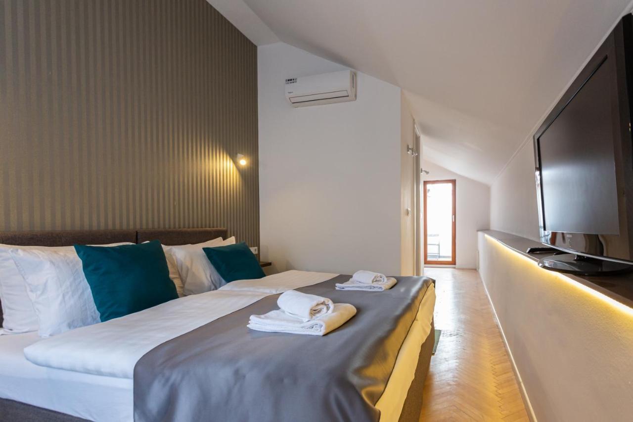 Heritage Hotel Petrakija SJJ Esterno foto