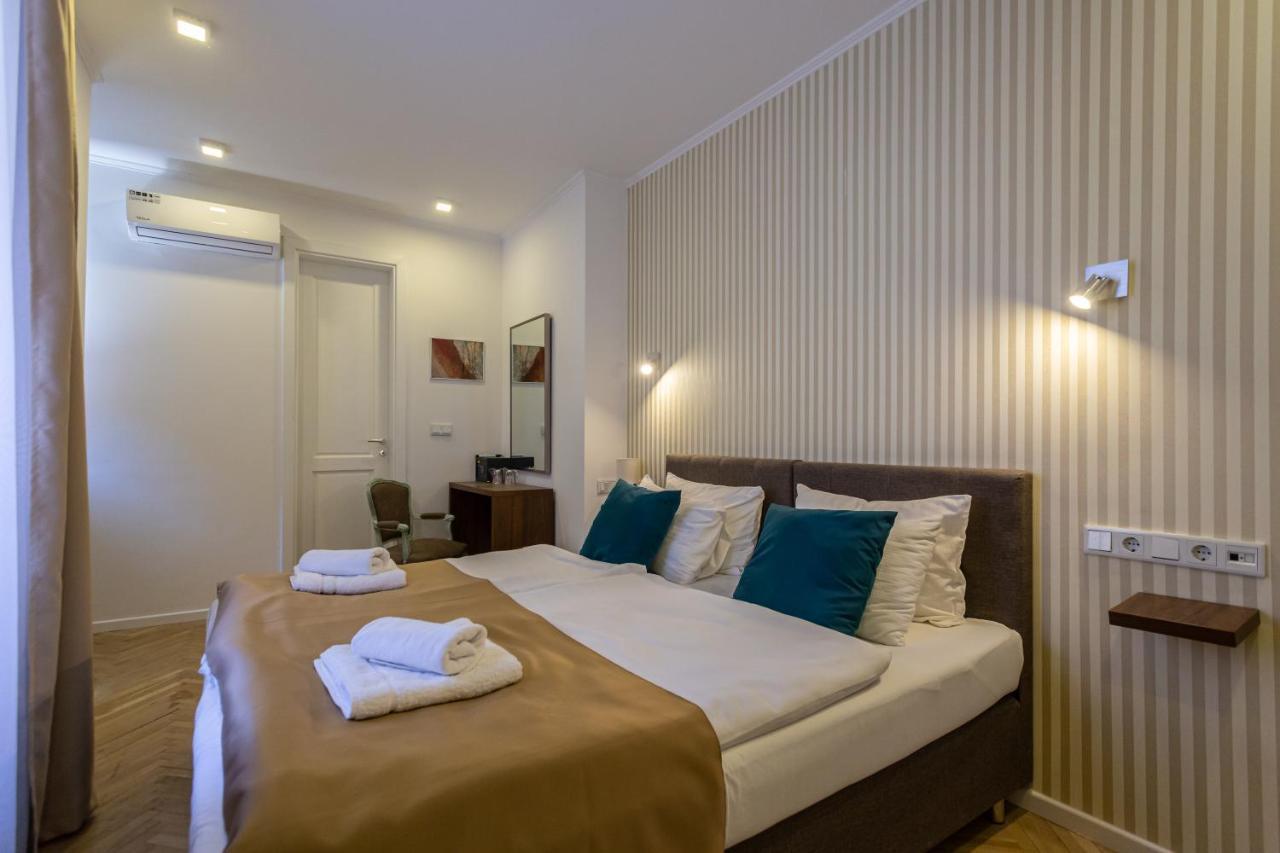 Heritage Hotel Petrakija SJJ Esterno foto