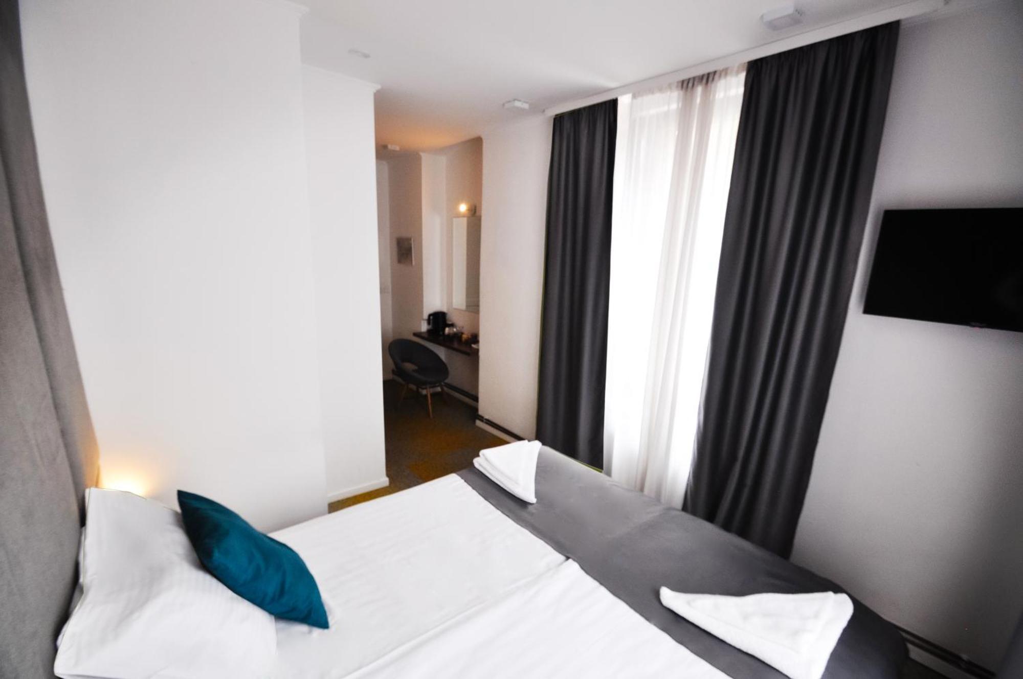 Heritage Hotel Petrakija SJJ Esterno foto